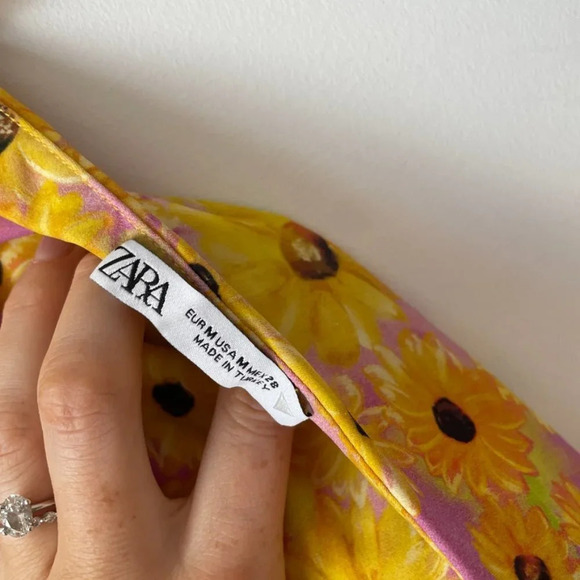 Zara 2 Piece SET One Shoulder Crop Top Biker Shorts Sunflower Yellow Size Medium - Picture 4 of 8